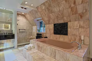 206 Hilltop Ln, Wyoming, OH 45215 - Photo 55