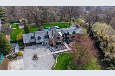 206 Hilltop Lane, Wyoming, OH 45215 - Photo 3