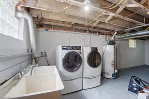 24 Arcadia Pl, Cincinnati, OH 45208 - Photo 37