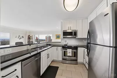 2200 Victory Parkway #1903, Cincinnati, OH 45206 - Photo 17