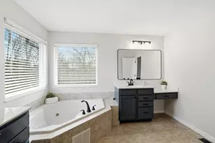 7259 Maple Leaf Ct, Liberty Township, OH 45044 - Photo 29