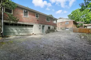 1224 Westminster Dr, Cincinnati, OH 45229 - Photo 23