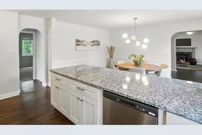 1224 Westminster Drive, Cincinnati, OH 45229 - Photo 9