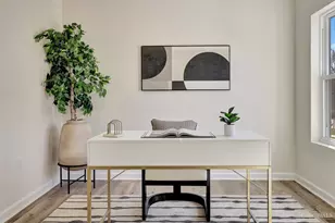 6000 Capri Dr, Cincinnati, OH 45224 - Photo 15