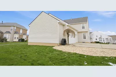 299 Village Park Drive, Lebanon, OH 45036 - Photo 9