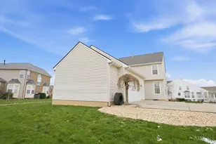 299 Village Park Dr, Lebanon, OH 45036 - Photo 9