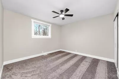 718 E Levitt Place, Union Township, OH 45245 - Photo 13