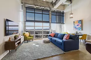 353 W 4th St, Cincinnati, OH 45202 - Photo 17