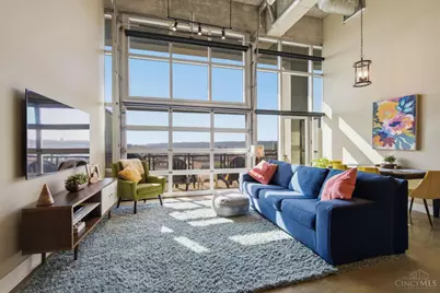 353 W Fourth Street #602, Cincinnati, OH 45202 - Photo 5