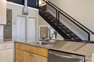 353 W 4th St, Cincinnati, OH 45202 - Photo 15