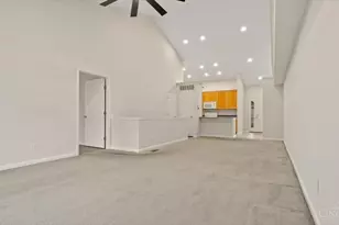 744 Breckenridge Ct, Union Township, OH 45244 - Photo 7