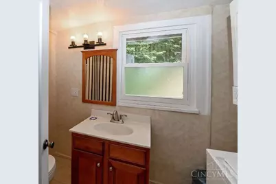 412 Lombardy Street, Elmwood Place, OH 45216 - Photo 35