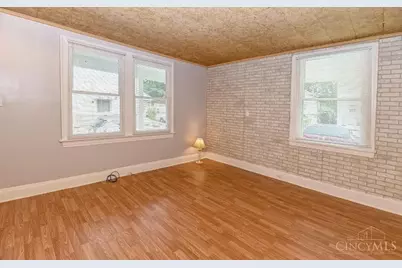 412 Lombardy Street, Elmwood Place, OH 45216 - Photo 31