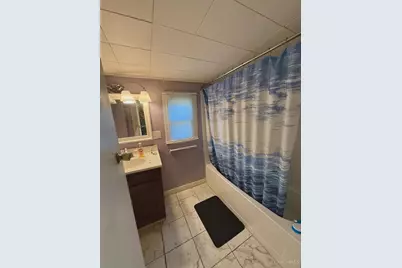 412 Lombardy Street, Elmwood Place, OH 45216 - Photo 7