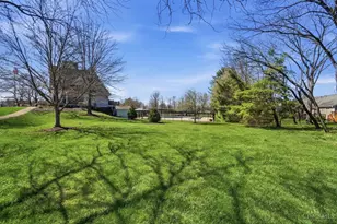 1013 Raintree Ln, Hamilton Township, OH 45039 - Photo 35