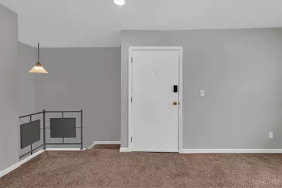 6110 Stover Ave, Cincinnati, OH 45237 - Photo 3