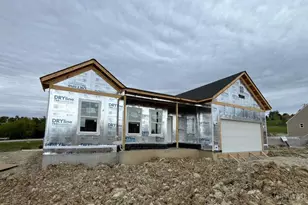 40 Chestnut St, Springboro, OH 45066 - Photo 1