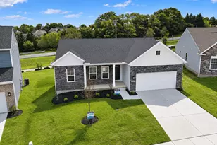 40 Chestnut St, Springboro, OH 45066 - Photo 1