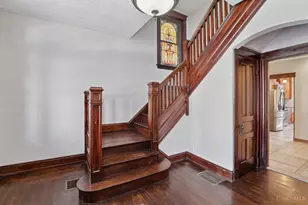 4261 W 8th St, Cincinnati, OH 45205 - Photo 3