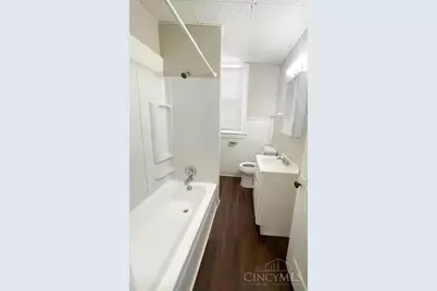 809 S Fred Shuttlesworth Circle, Cincinnati, OH 45229 - Photo 3