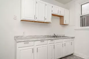 809 S Fred Shuttlesworth Cir, Cincinnati, OH 45229 - Photo 5