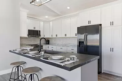 199 Knolls, Washington Township, OH 45177 - Photo 9