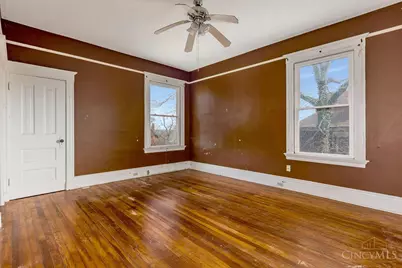 990 Burton Avenue, Cincinnati, OH 45229 - Photo 27