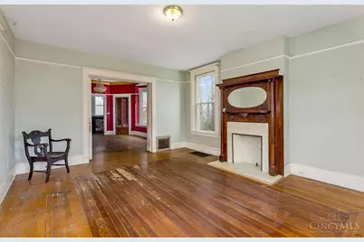 990 Burton Avenue, Cincinnati, OH 45229 - Photo 9