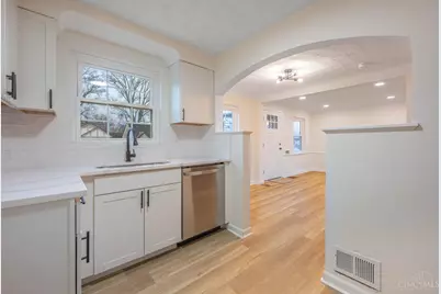 3814 N Broadlawn Circle, Silverton, OH 45236 - Photo 9