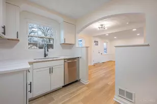 3814 N Broadlawn Cir, Silverton, OH 45236 - Photo 9