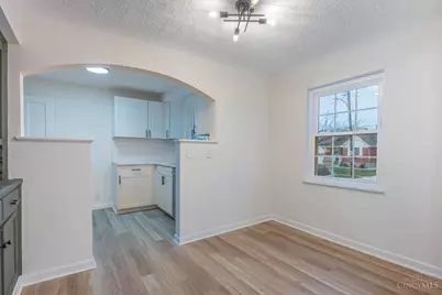 3814 N Broadlawn Circle, Silverton, OH 45236 - Photo 7