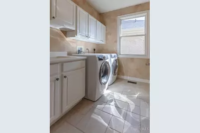 8284 Cardnia Court, Liberty Township, OH 45044 - Photo 27