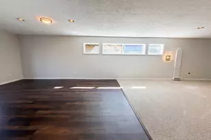 1038 8 Mile Rd, Anderson Township, OH 45255 - Photo 15