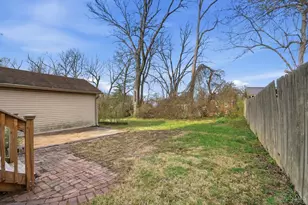 5805 Woodmont Ave, Cincinnati, OH 45213 - Photo 33