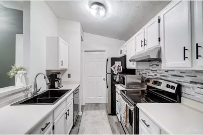 410 Carrington Lane #311, Loveland, OH 45140 - Photo 17