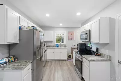 5073 Valley Ridge Road, Green Township, OH 45247 - Photo 9