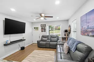 5073 Valley Ridge Rd, Green Township, OH 45247 - Photo 7