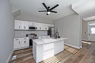 4327 Hays Ave, Cincinnati, OH 45233 - Photo 9