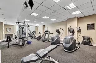 2200 Victory Pkwy, Cincinnati, OH 45206 - Photo 29