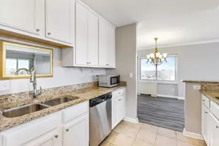 2200 Victory Pkwy, Cincinnati, OH 45206 - Photo 15