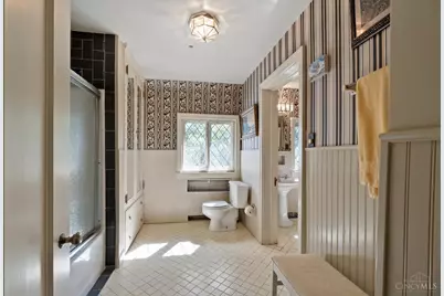 10451 Grand Oaks Lane, Montgomery, OH 45242 - Photo 31