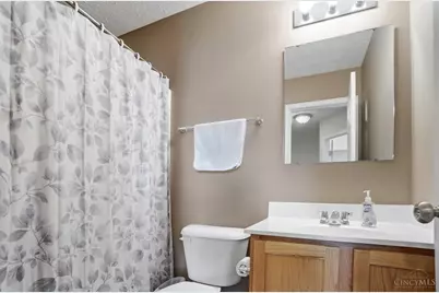 3621 Wilson Farms Boulevard, Franklin, OH 45005 - Photo 29