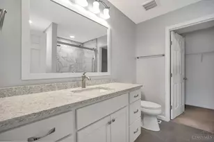 7880 Austin Ridge Dr, Cincinnati, OH 45247 - Photo 25