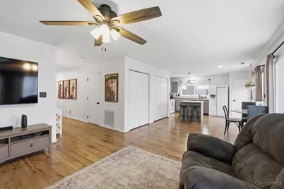 1194 Bugle Bluff Court, Lebanon, OH 45036 - Photo 5