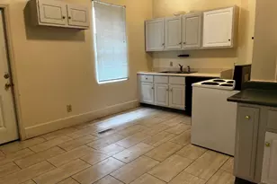 241 E University Ave, Cincinnati, OH 45219 - Photo 3