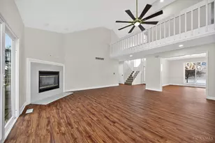 811 Wind Bluff Point, Springboro, OH 45066 - Photo 5