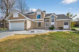 811 Wind Bluff Point, Springboro, OH 45066 - Photo 1