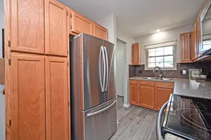 5918 Leeside Trail, Green Township, OH 45248 - Photo 7