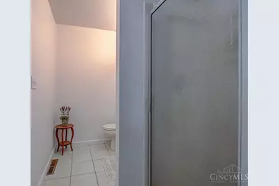 11833 Fairsprings Court, Cincinnati, OH 45246 - Photo 19