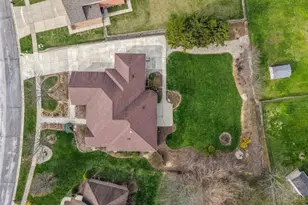 9034 Amy Marie Dr, West Chester, OH 45069 - Photo 43